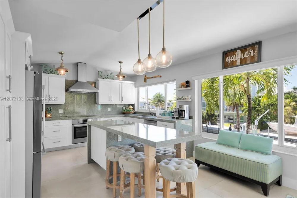 122 Court Contessa Islamorada, FL 33036