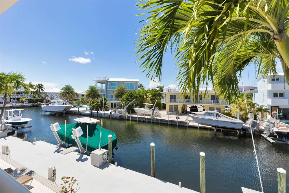 122 Court Contessa Islamorada, FL 33036