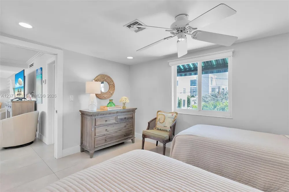 122 Court Contessa Islamorada, FL 33036