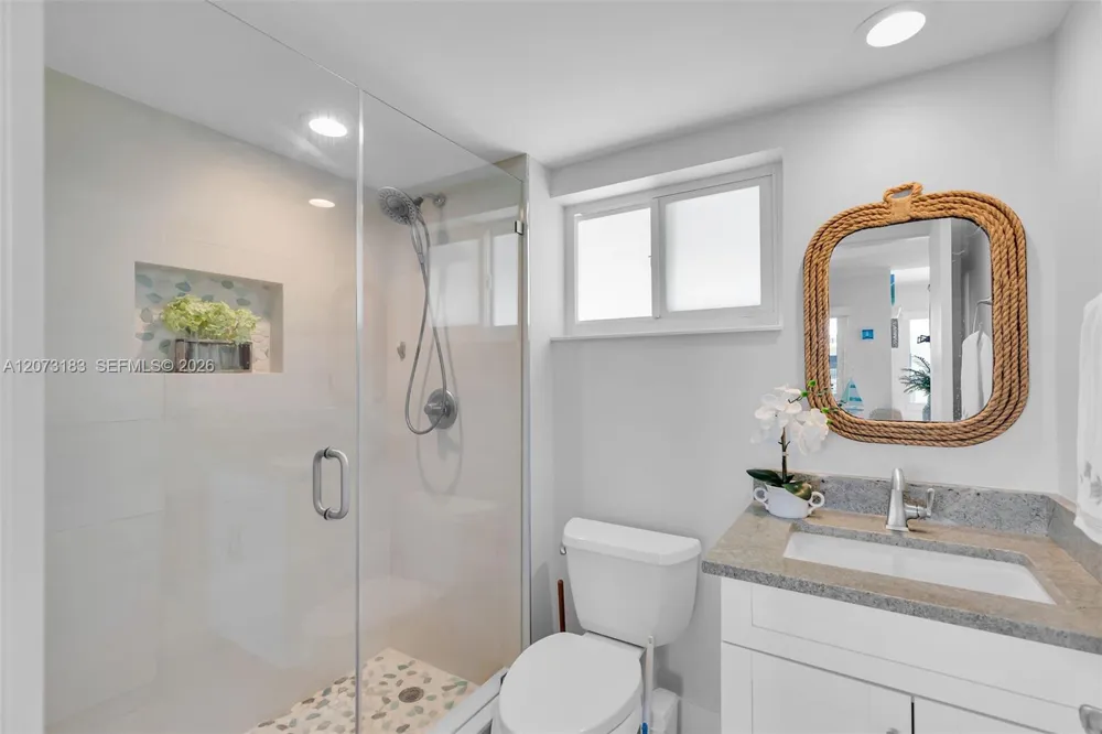 122 Court Contessa Islamorada, FL 33036