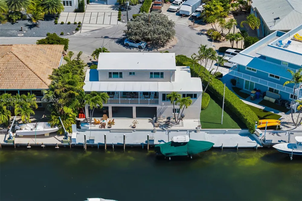 122 Court Contessa Islamorada, FL 33036