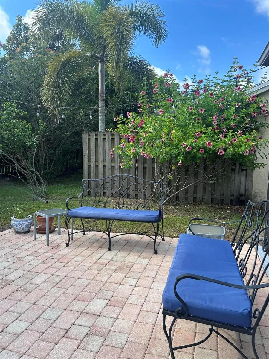 23370 Sedawie Drive Boca Raton, FL 33433