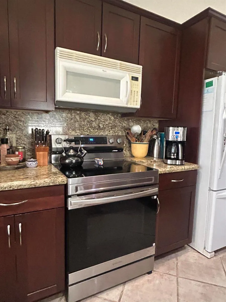 23370 Sedawie Drive Boca Raton, FL 33433