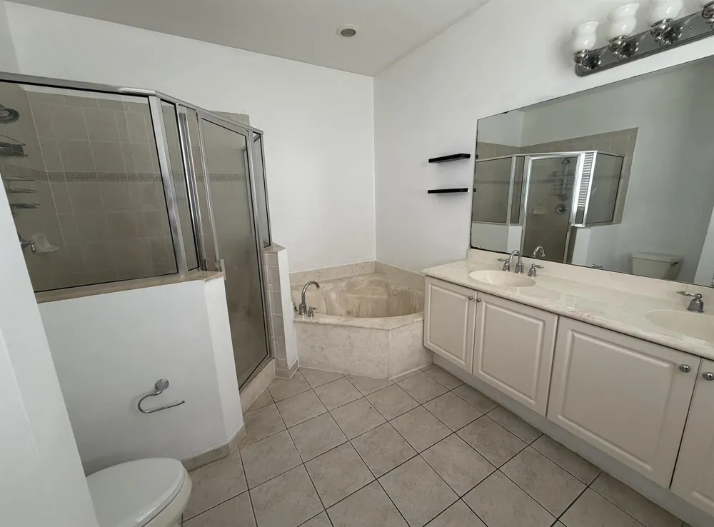 1410 PIAZZA DELLE PALLOTTOLE Boynton Beach, FL 33426