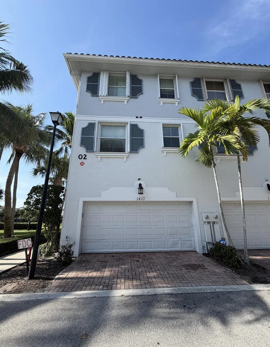 1410 PIAZZA DELLE PALLOTTOLE Boynton Beach, FL 33426