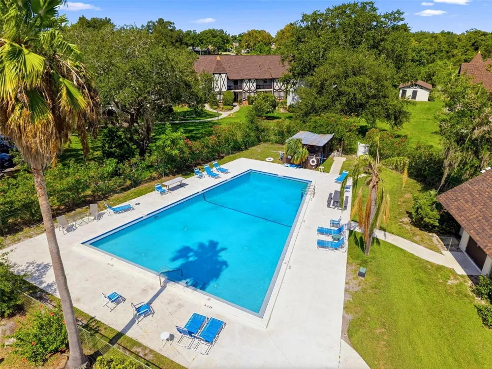 200 BAYSHORE BOULEVARD #105 Clearwater, FL 33759