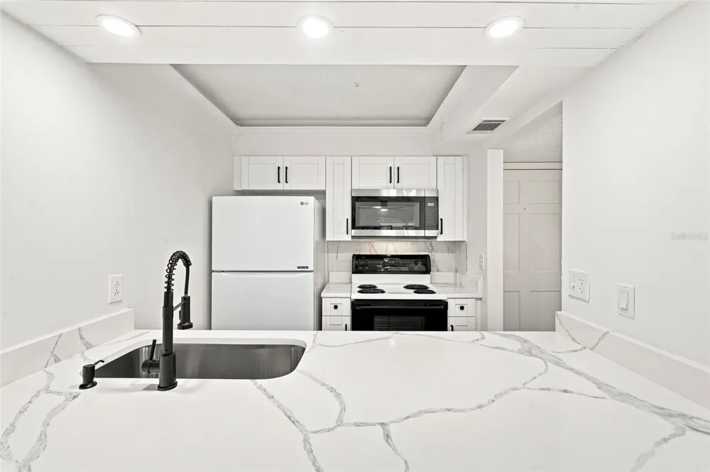 200 BAYSHORE BOULEVARD #105 Clearwater, FL 33759
