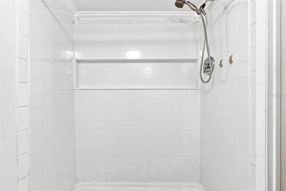 200 BAYSHORE BOULEVARD #105 Clearwater, FL 33759