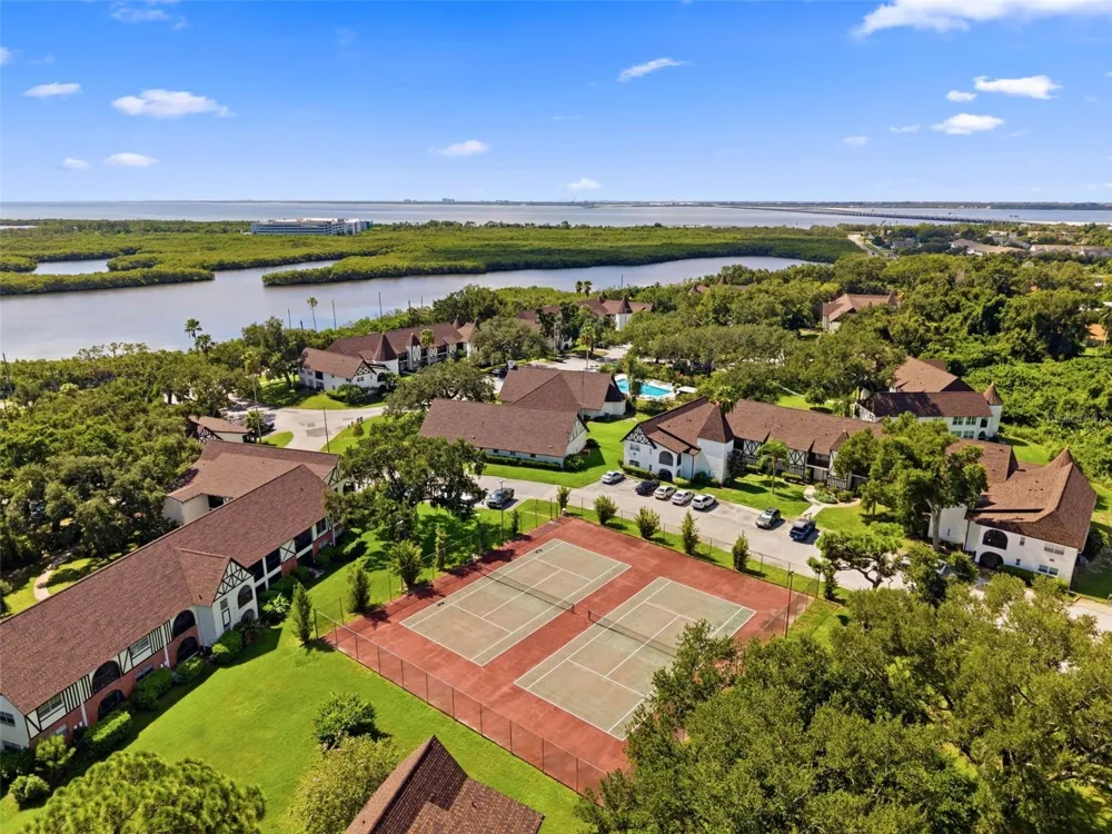 200 BAYSHORE BOULEVARD #105 Clearwater, FL 33759
