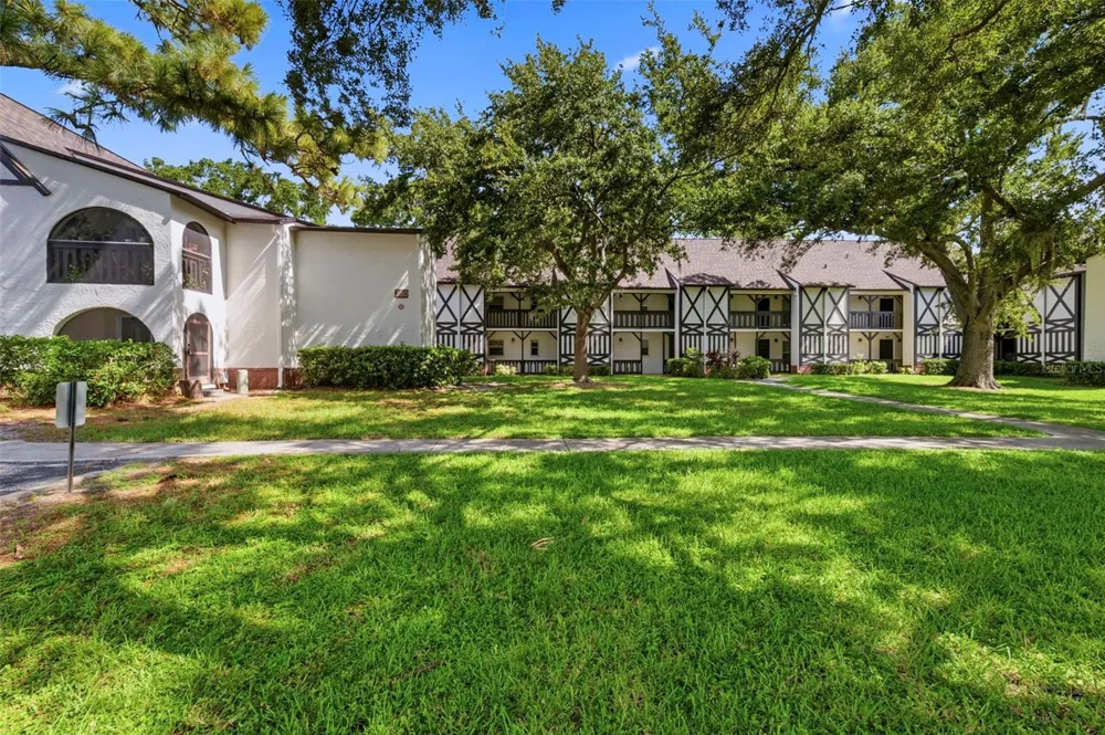 200 BAYSHORE BOULEVARD #105 Clearwater, FL 33759