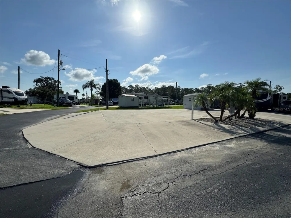 1389 SHIPWRECK LANE St Cloud, FL 34771