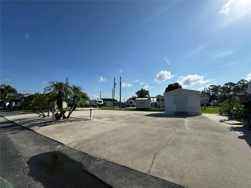 1389 SHIPWRECK LANE St Cloud, FL 34771