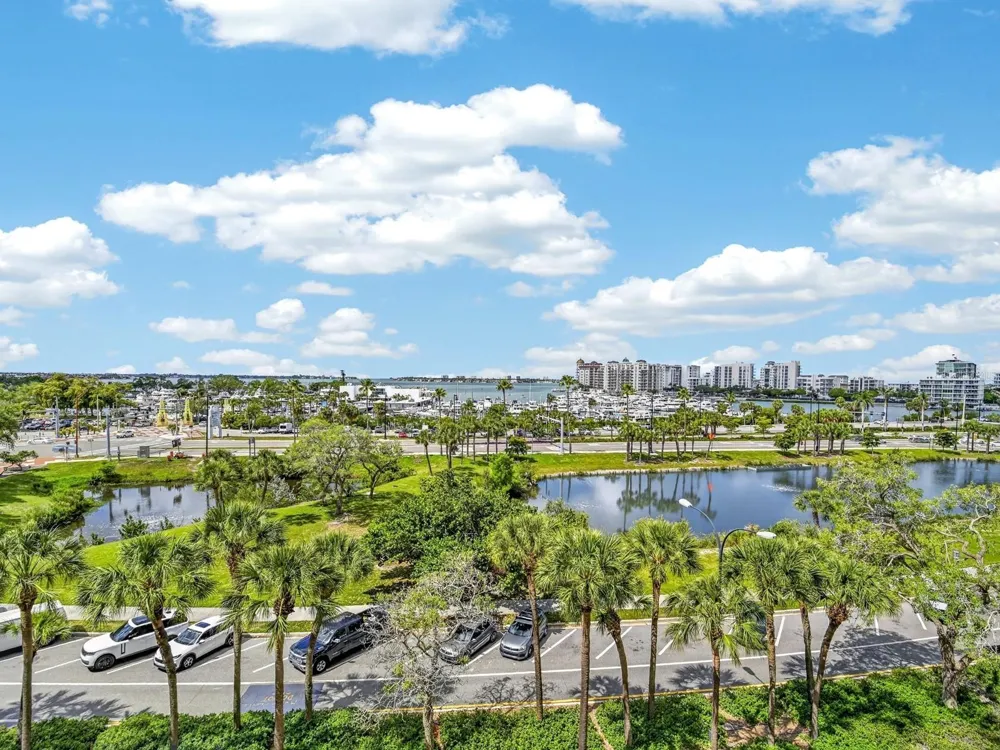 1255 GULFSTREAM AVENUE #1101 Sarasota, FL 34236