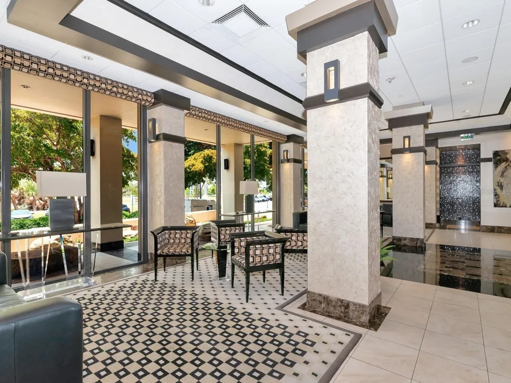 1255 GULFSTREAM AVENUE #1101 Sarasota, FL 34236