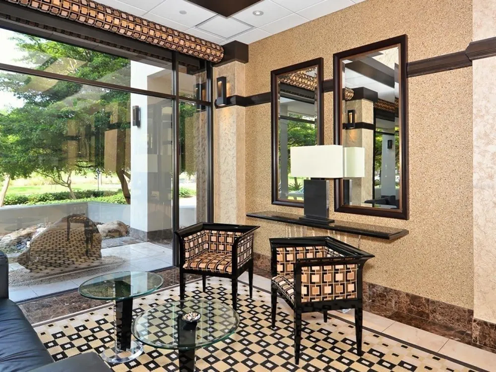 1255 GULFSTREAM AVENUE #1101 Sarasota, FL 34236