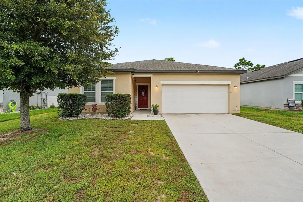 1128 ROBERTA ROAD Lake Wales, FL 33853