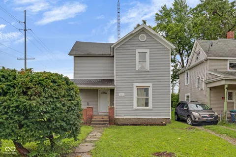 2804 S Elm Street