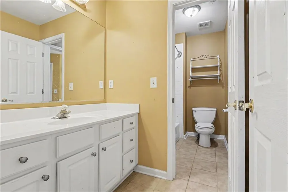 2848 Lost Lakes Way Powder Springs, GA 30127
