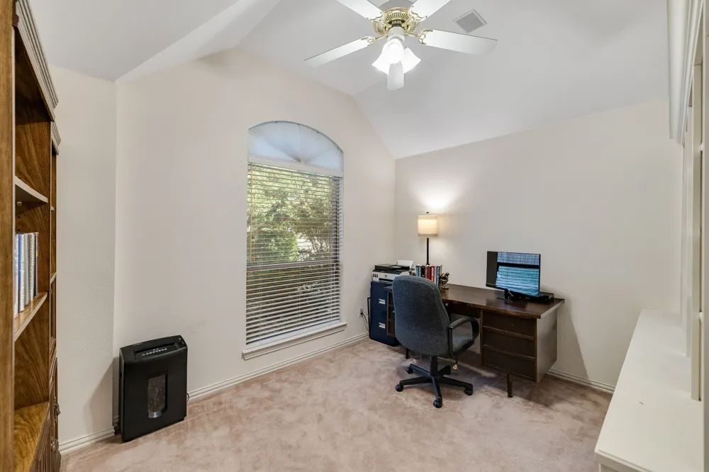 1602 Oak Ridge Drive Corinth, TX 76210