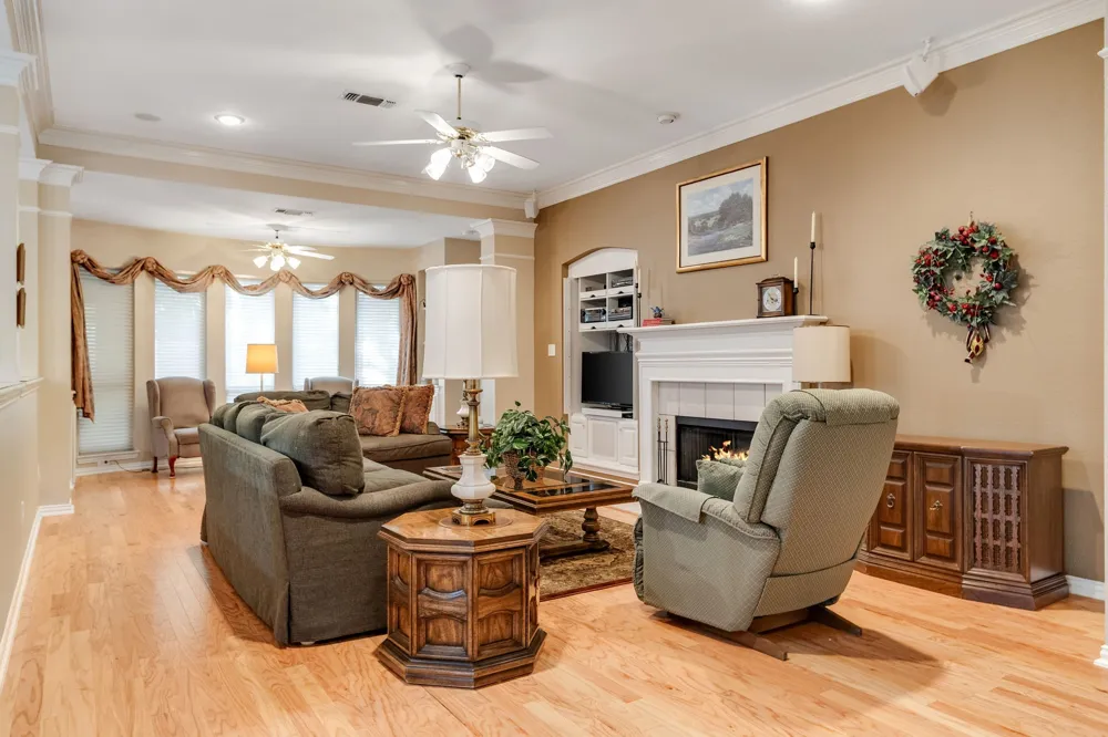 1602 Oak Ridge Drive Corinth, TX 76210