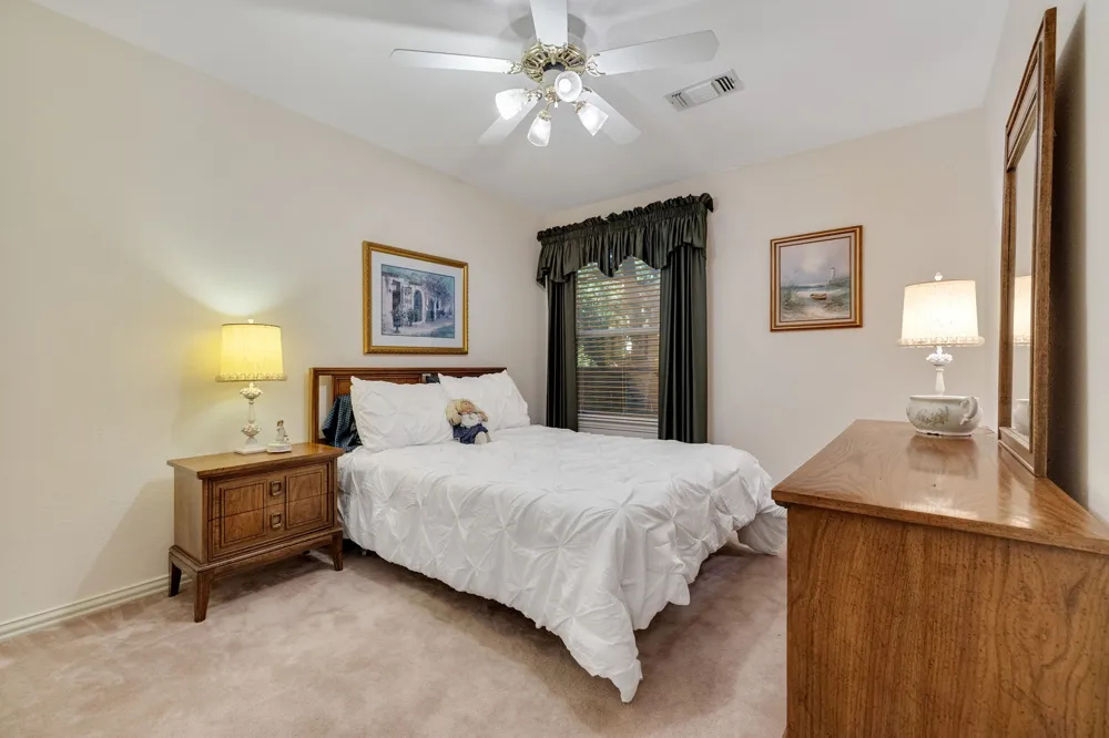 1602 Oak Ridge Drive Corinth, TX 76210