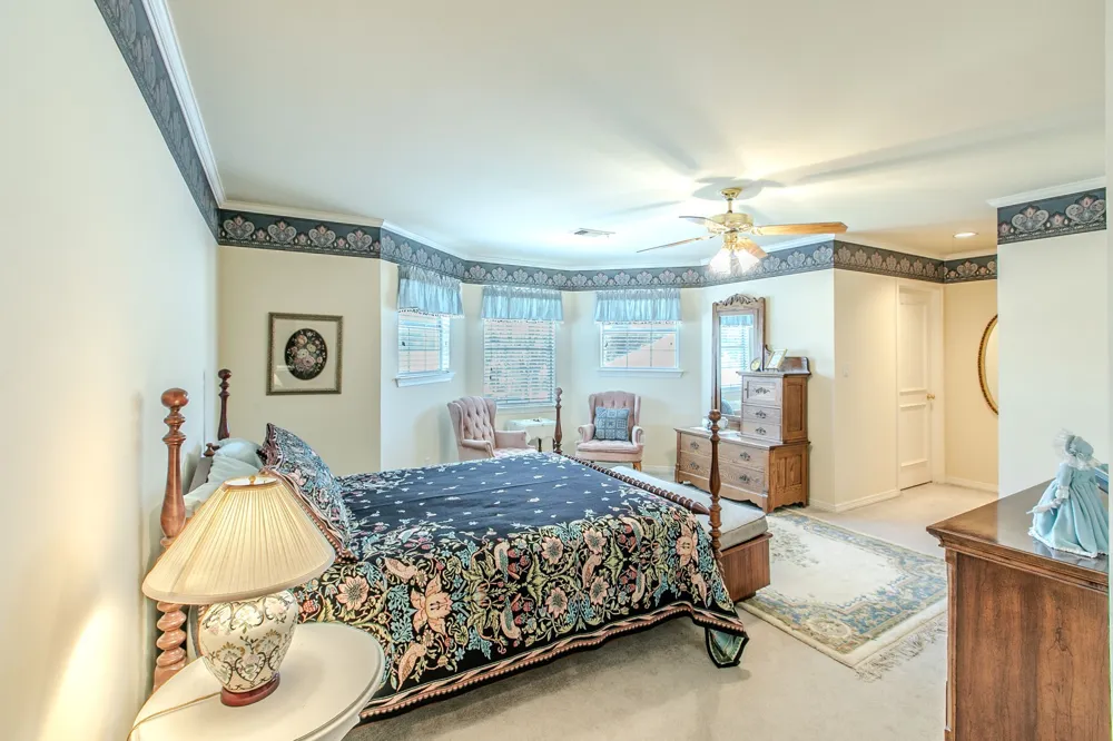 757 Village Green Drive DeSoto, TX 75115