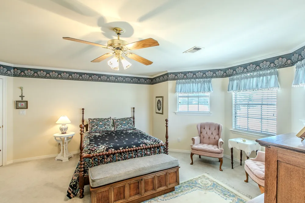 757 Village Green Drive DeSoto, TX 75115
