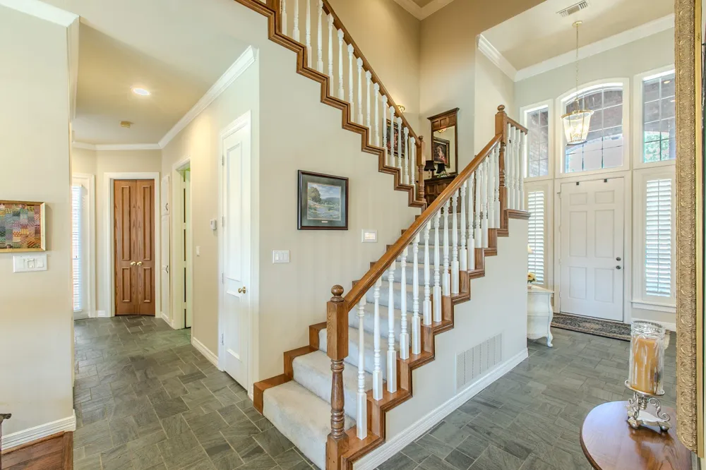 757 Village Green Drive DeSoto, TX 75115