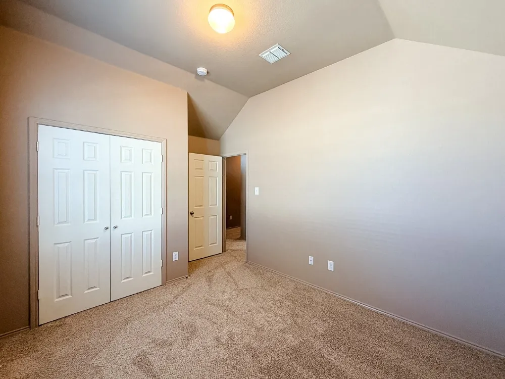 633 Canoe Way Crowley, TX 76036