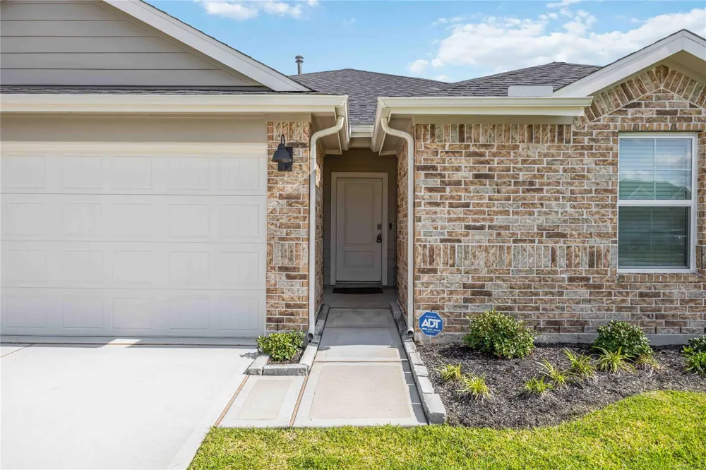 9522 Wall Street Texas City, TX 77591