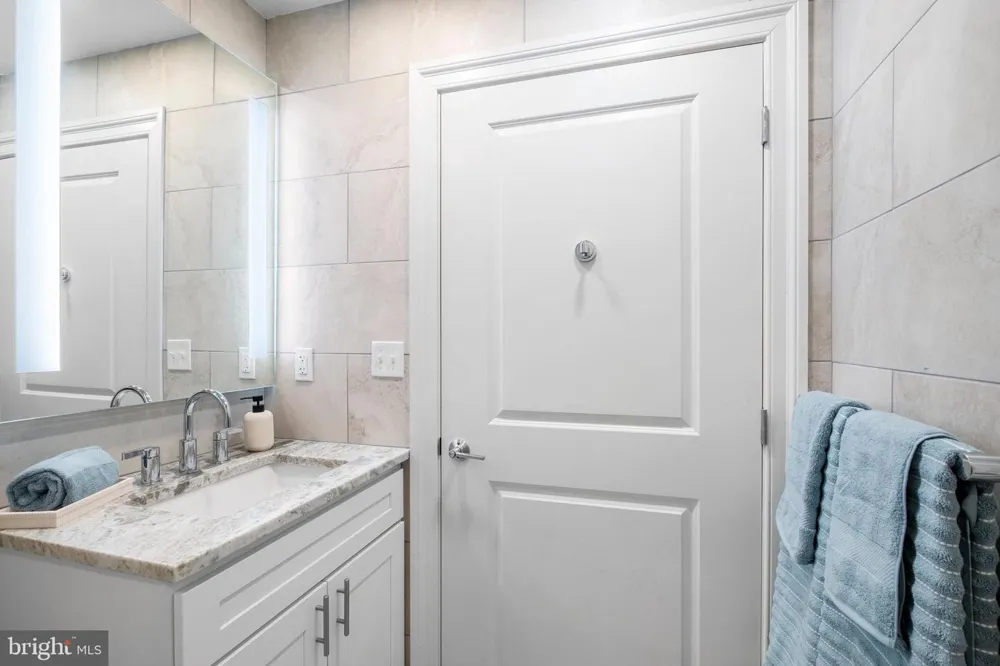 1420 CHESTNUT STREET #601 Philadelphia, PA 19102