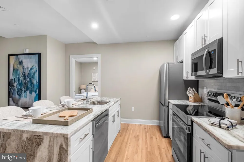 1420 CHESTNUT STREET #601 Philadelphia, PA 19102