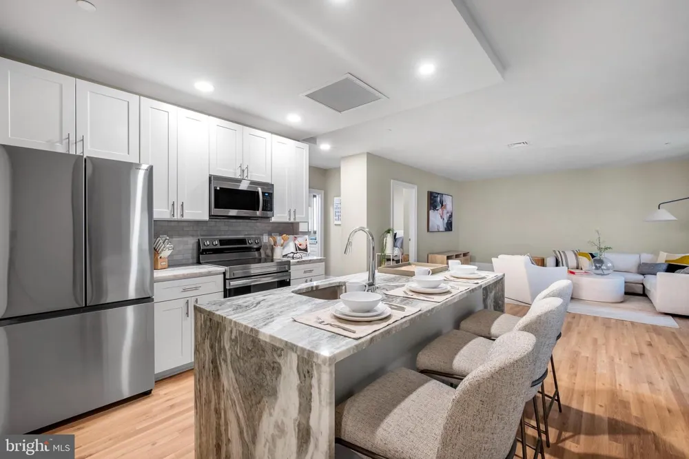 1420 CHESTNUT STREET #601 Philadelphia, PA 19102