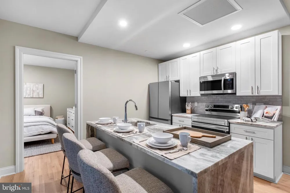 1420 CHESTNUT STREET #601 Philadelphia, PA 19102