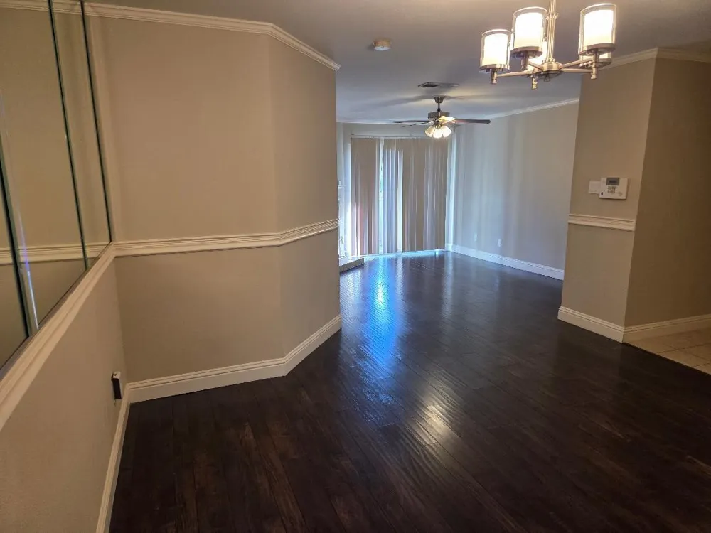 18800 Egret Bay Boulevard #1009 Webster, TX 77058