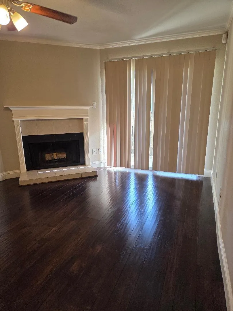 18800 Egret Bay Boulevard #1009 Webster, TX 77058
