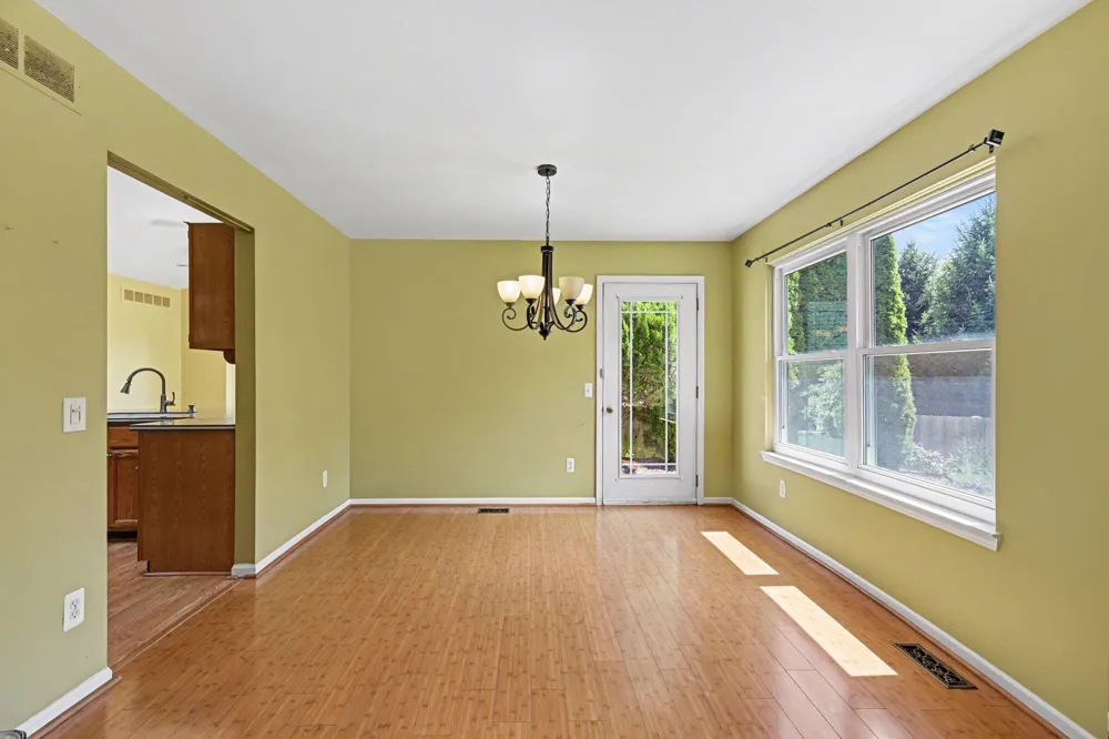 47186 Scarlet Drive S Novi, MI 48374