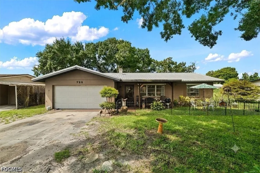E Concordia Avenue Clewiston, FL 33440