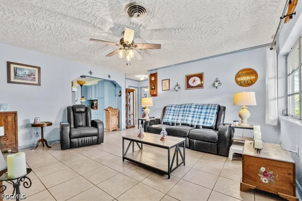 E Concordia Avenue Clewiston, FL 33440