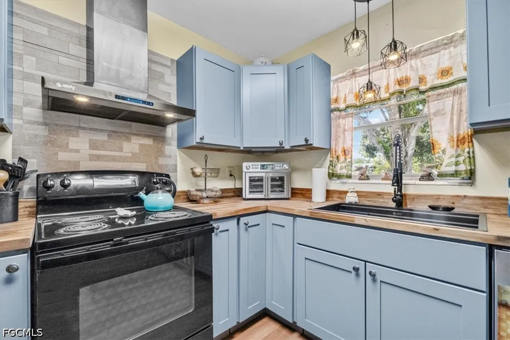 E Concordia Avenue Clewiston, FL 33440