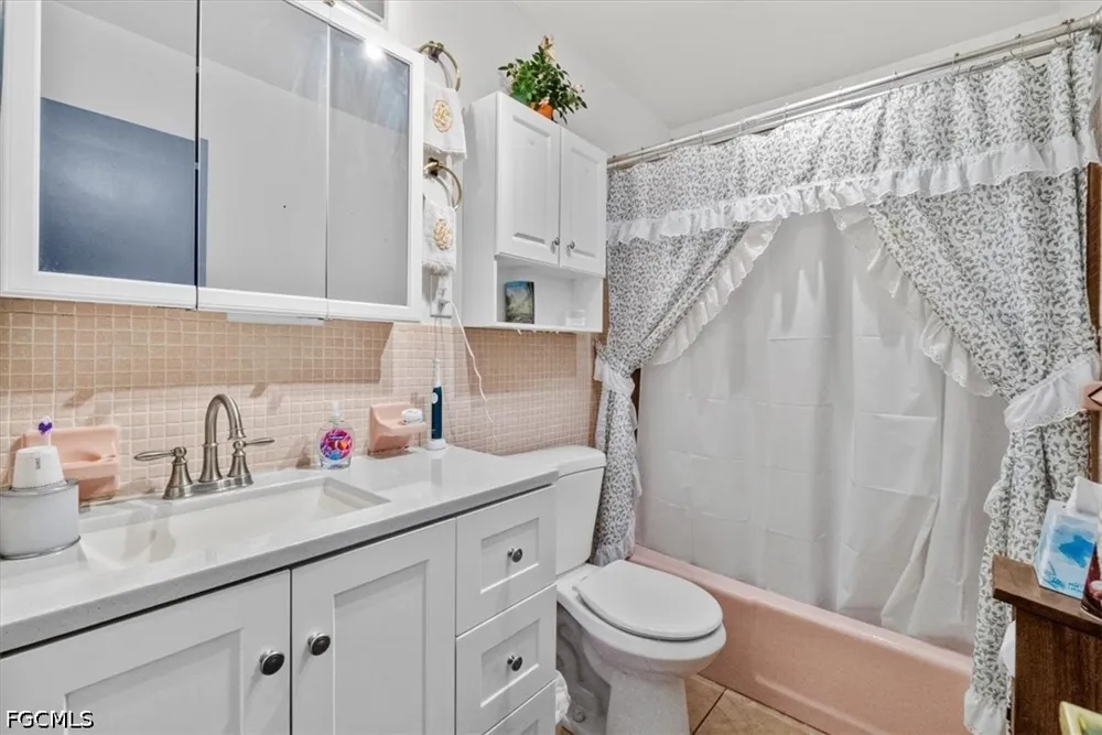 E Concordia Avenue Clewiston, FL 33440