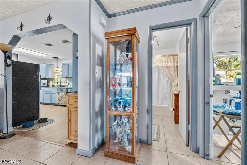 E Concordia Avenue Clewiston, FL 33440