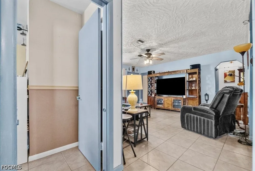 E Concordia Avenue Clewiston, FL 33440
