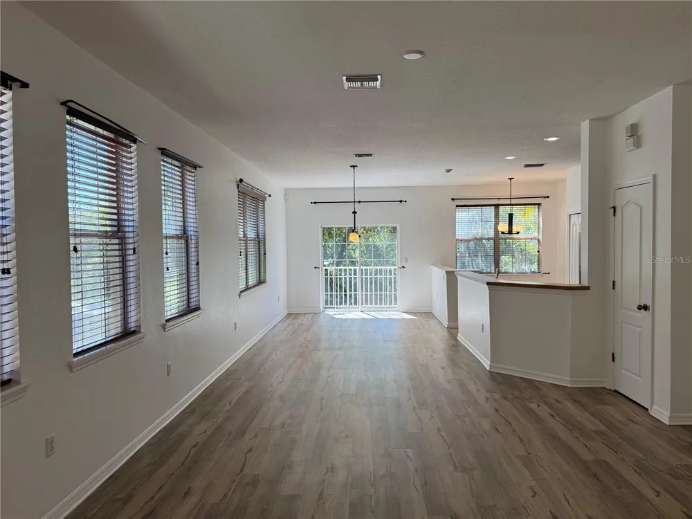 9124 MOONLIT MEADOWS LOOP Riverview, FL 33578