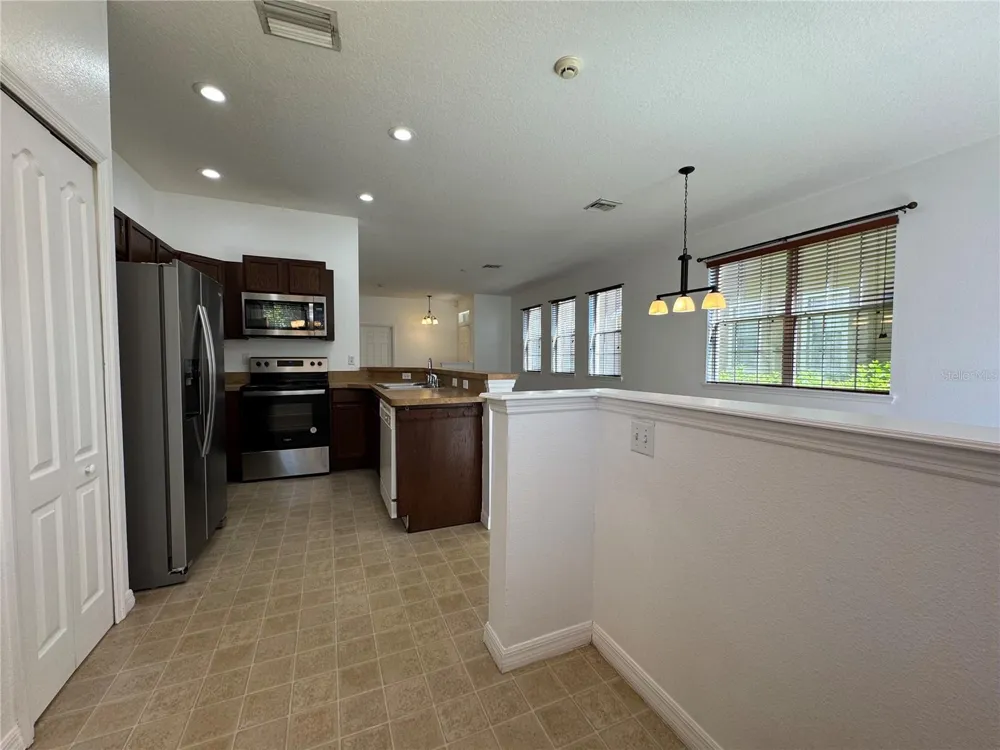 9124 MOONLIT MEADOWS LOOP Riverview, FL 33578