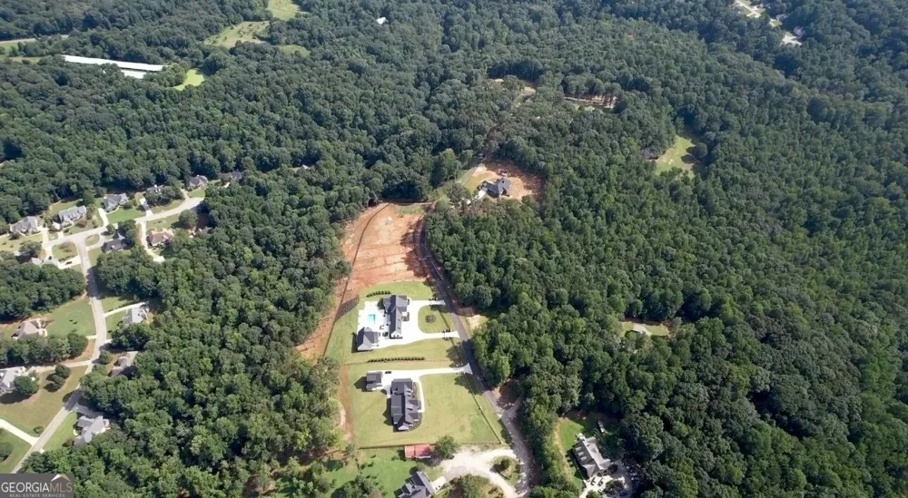427 Kinney Creek LN Pendergrass, GA 30567