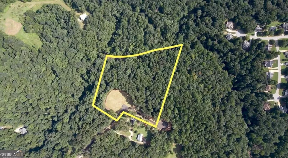 427 Kinney Creek LN Pendergrass, GA 30567