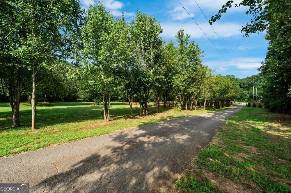 280 Etheridge RD Auburn, GA 30011