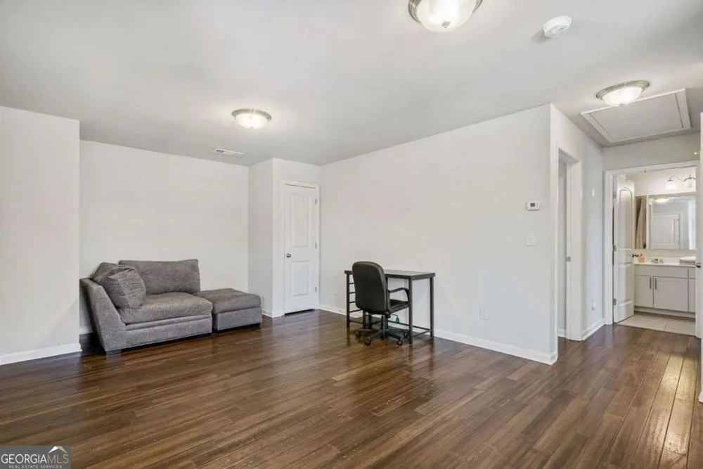 6623 Rivergreen RD Flowery Branch, GA 30542