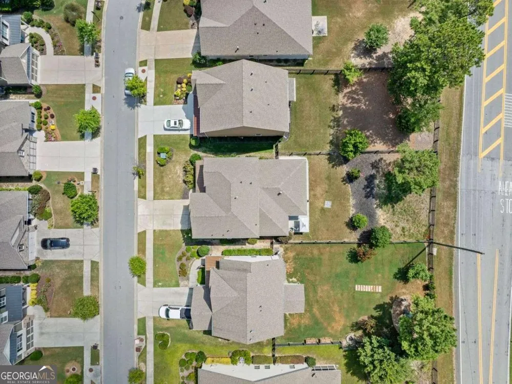 6623 Rivergreen RD Flowery Branch, GA 30542